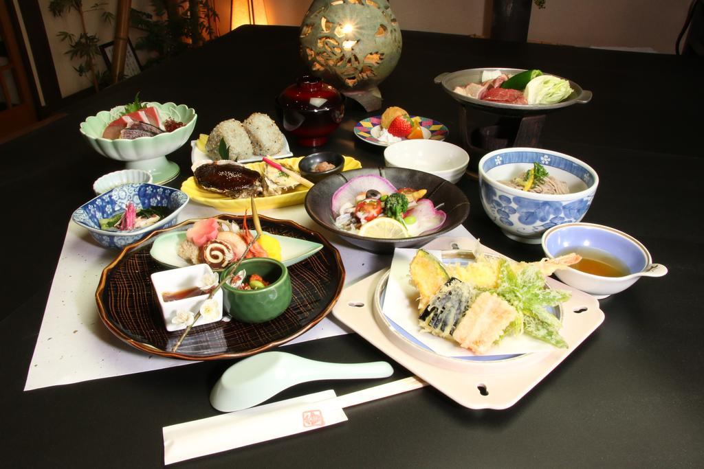 Yunomoto Onsen Hotel Miyakonojo Exterior photo